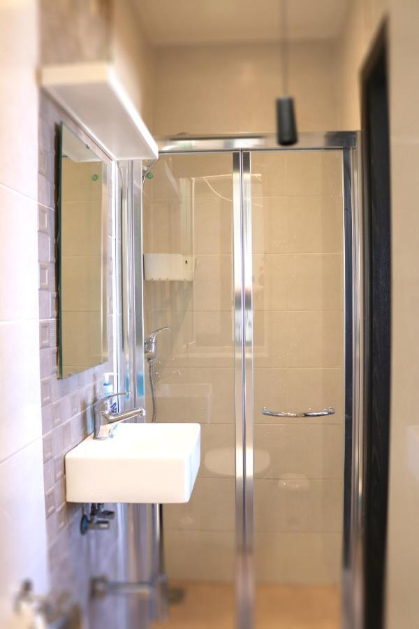Velleran Accomodation Tarxien 外观 照片