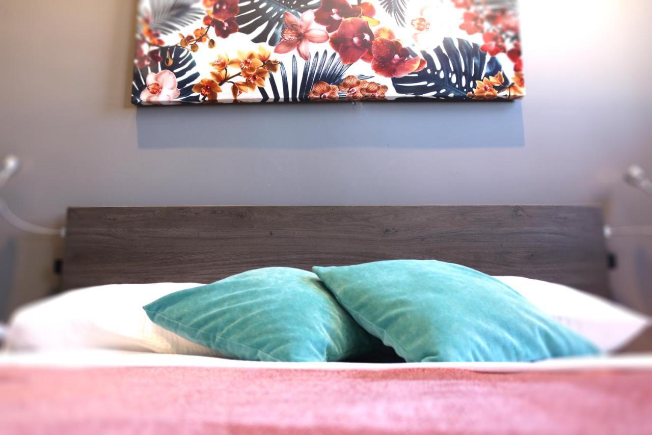 Velleran Accomodation Tarxien 外观 照片